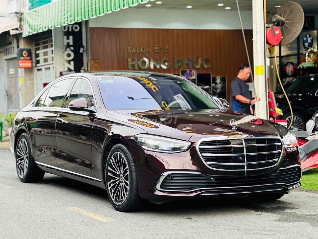 Mercedes-Benz 2022 - ảnh 1