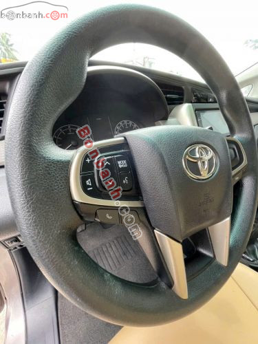 Toyota Innova E 2.0 MT 2023 - ảnh 5