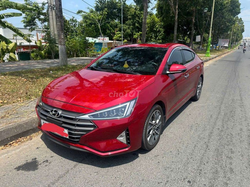 Hyundai Elantra 2021 - ảnh 1
