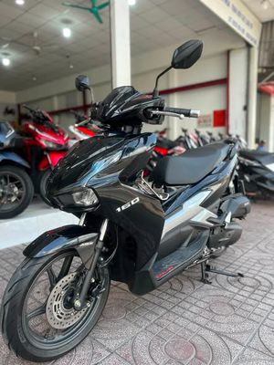 Honda Air Blade 2024 - ảnh 1