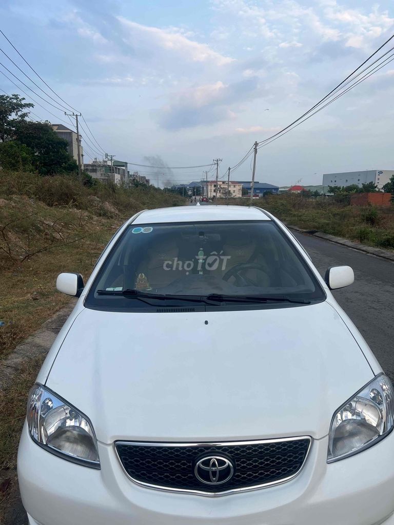 Toyota Vios - ảnh 1