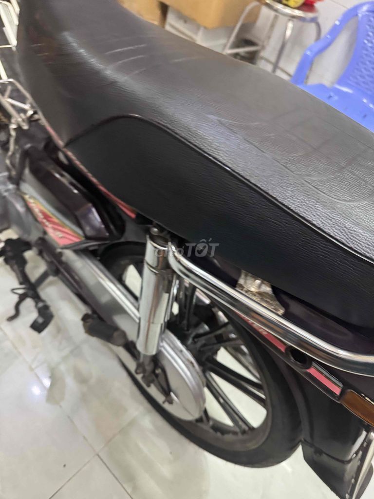 Honda Dream 1997 - ảnh 2