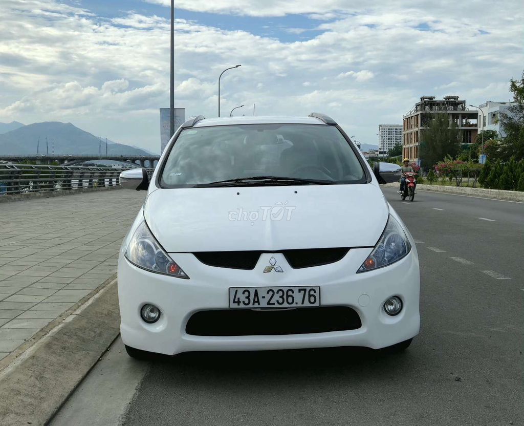 Mitsubishi 2008 - ảnh 2