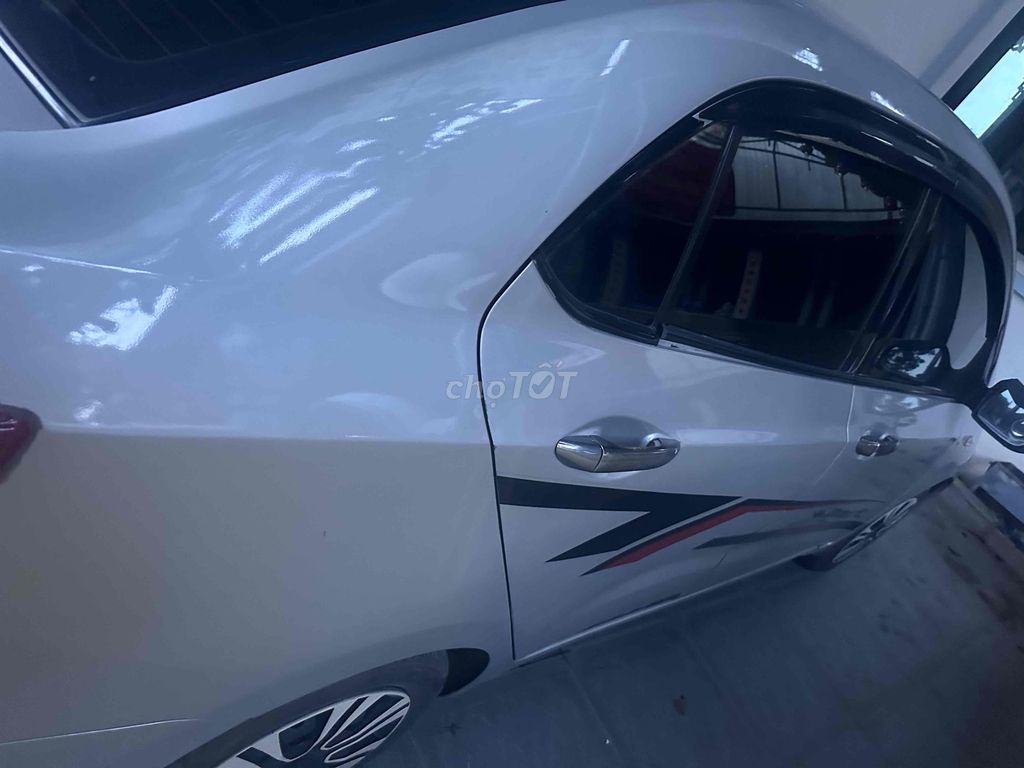 Hyundai Grand i10 - ảnh 2