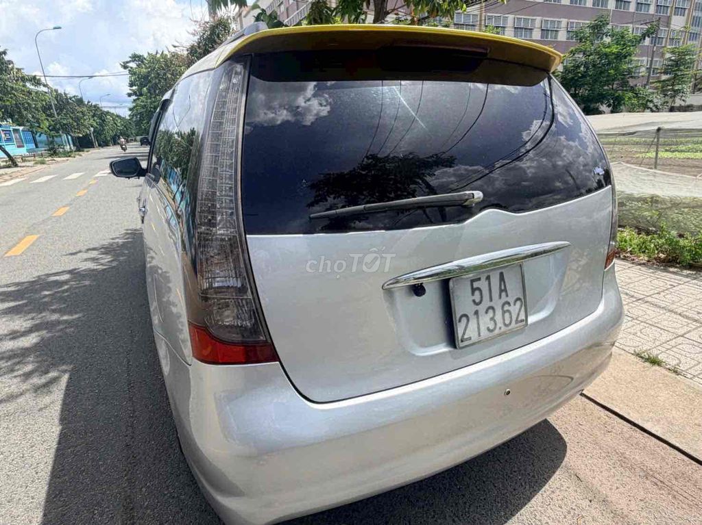 Mitsubishi Grandis - ảnh 3