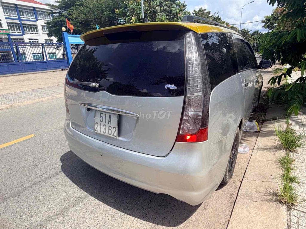 Mitsubishi Grandis - ảnh 4
