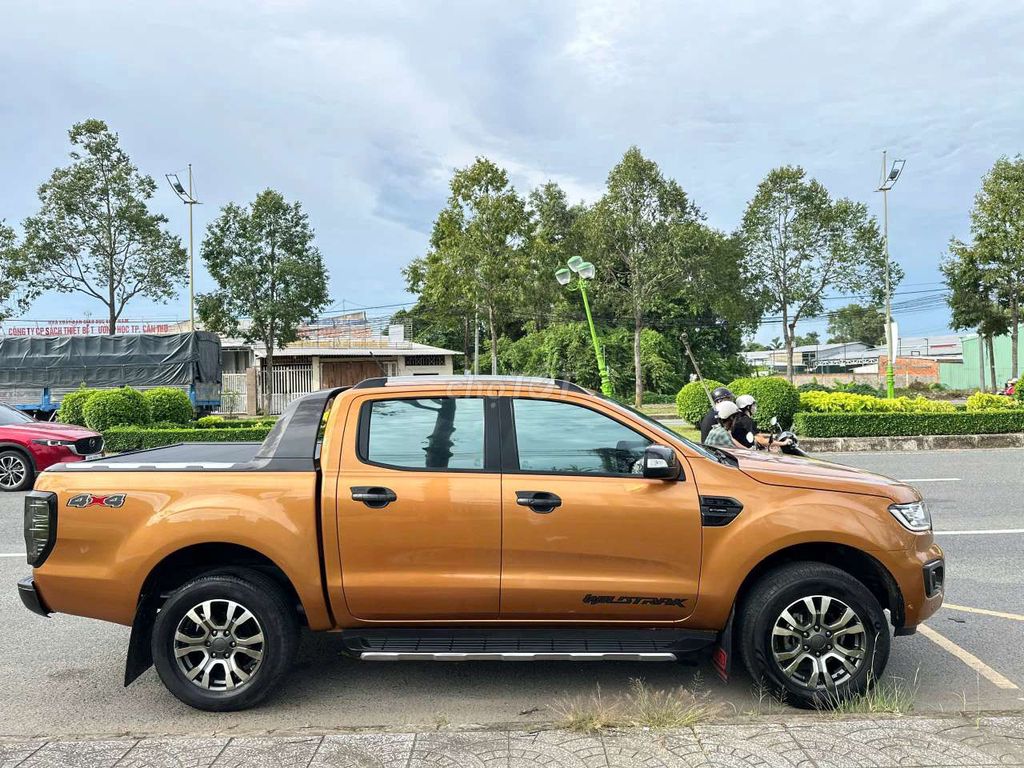Ford 2018 - ảnh 1