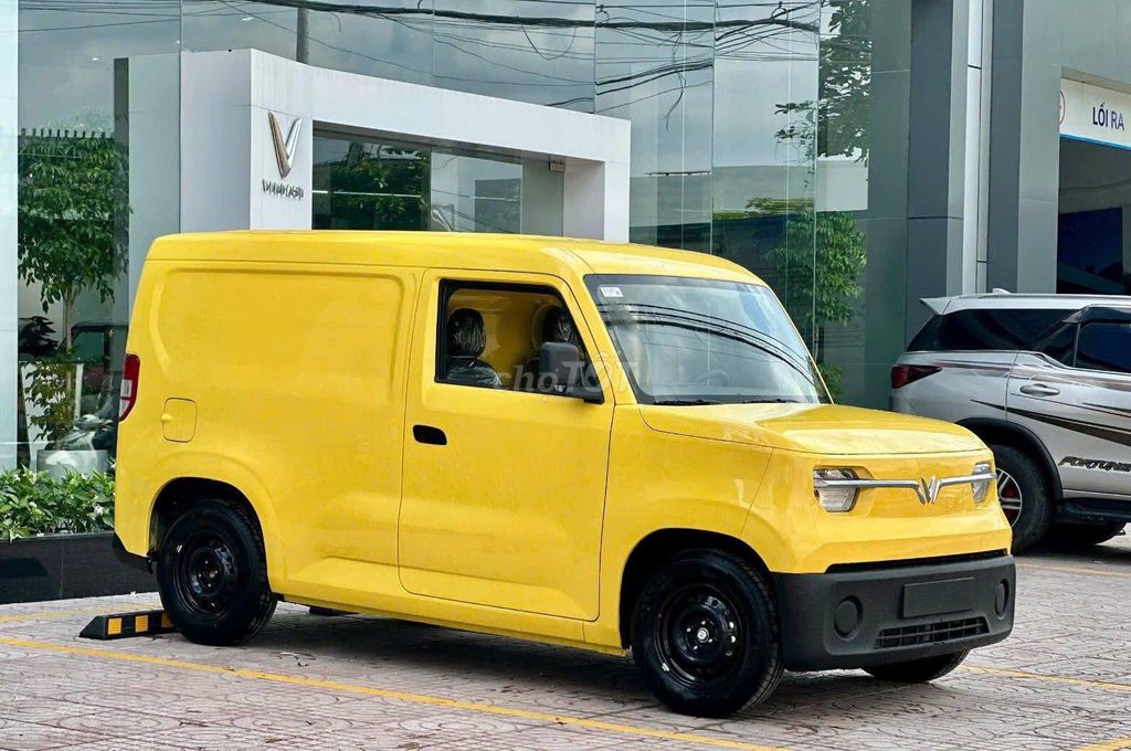 VinFast EC VAN - ảnh 1