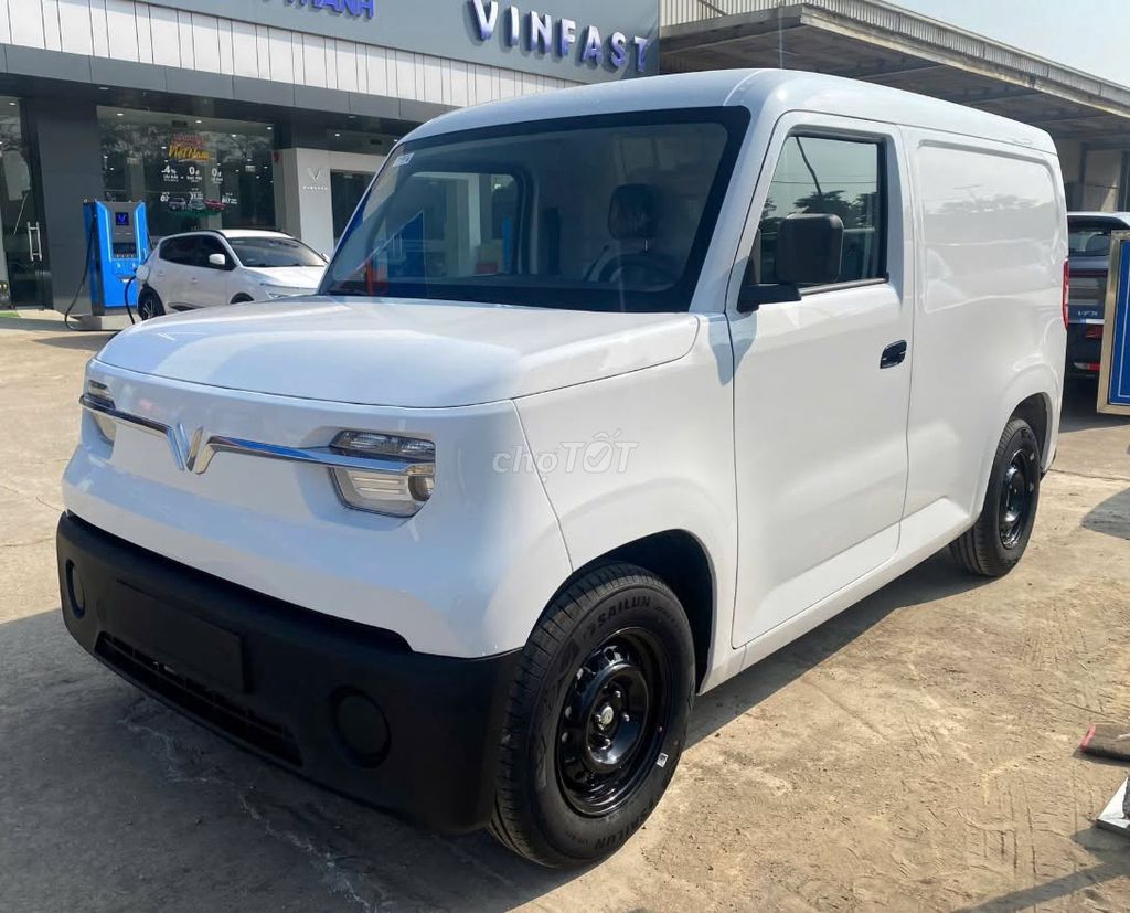 VinFast EC VAN - ảnh 2