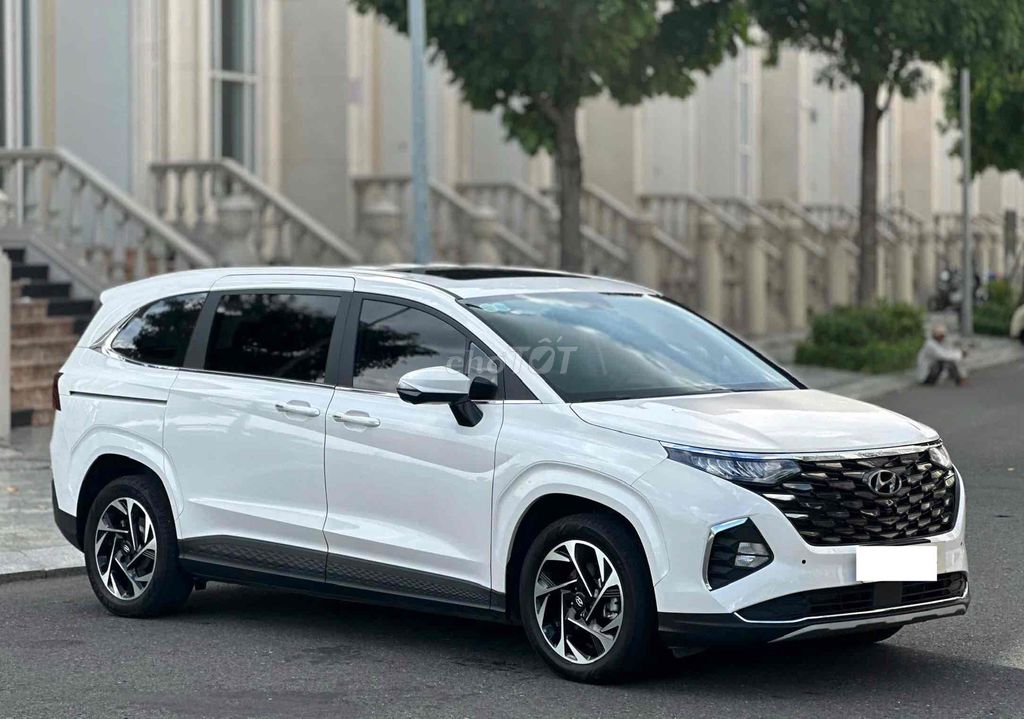 Hyundai Custin 2024 - ảnh 3