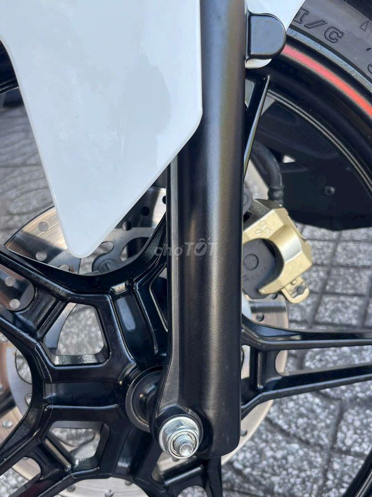 Yamaha Exciter 2017 - ảnh 5