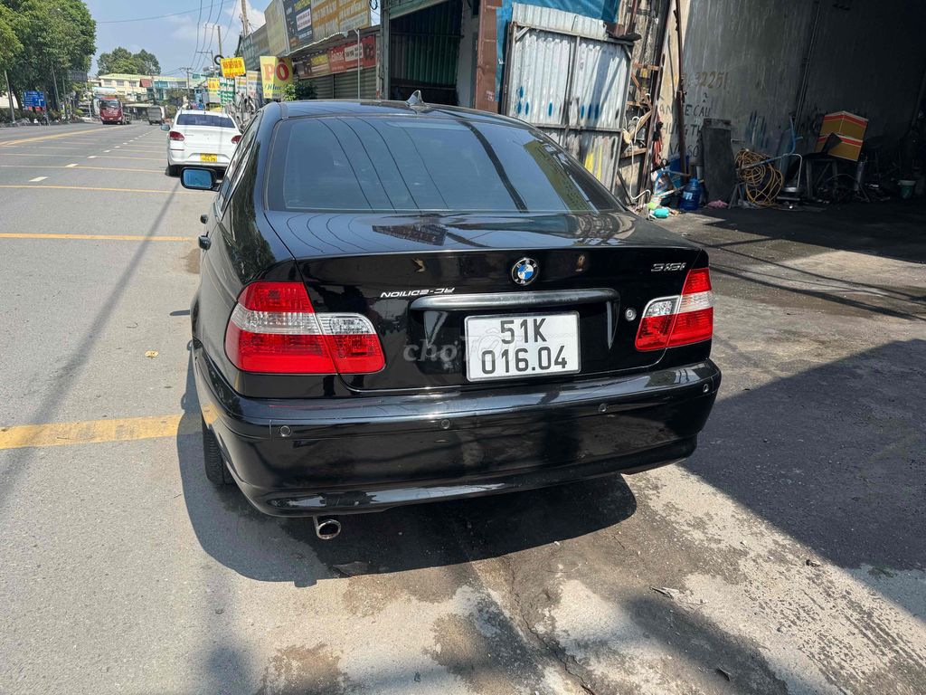 BMW 2005 - ảnh 5