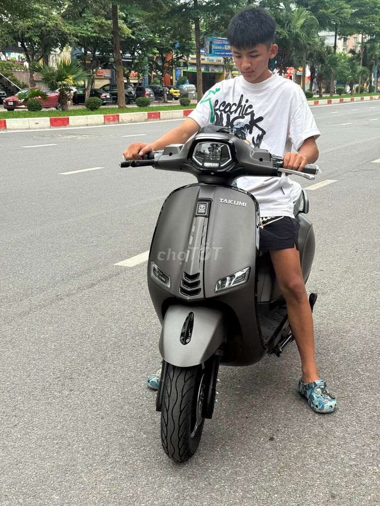 Vespa 2026 - ảnh 1