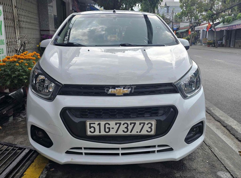 Chevrolet Spark 2018 - ảnh 1