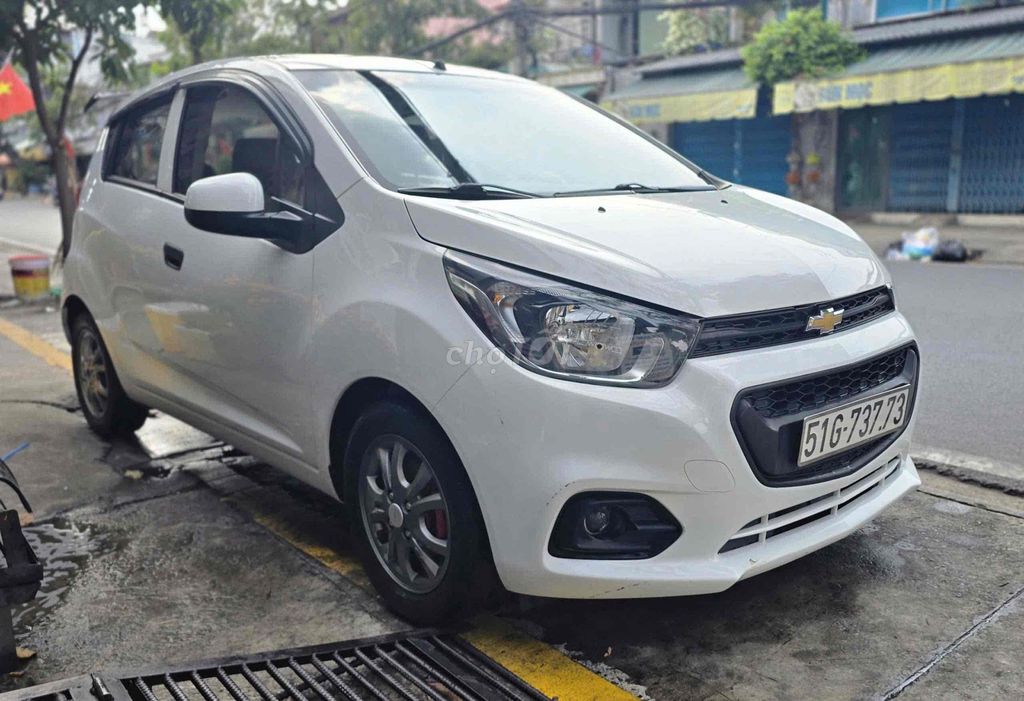 Chevrolet Spark 2018 - ảnh 3