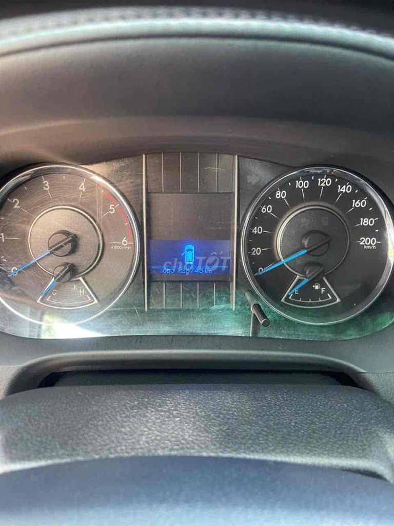 Toyota Fortuner 2018 - ảnh 4