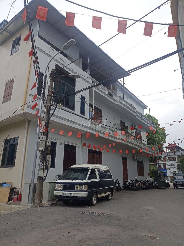 Toyota 1985 - ảnh 1
