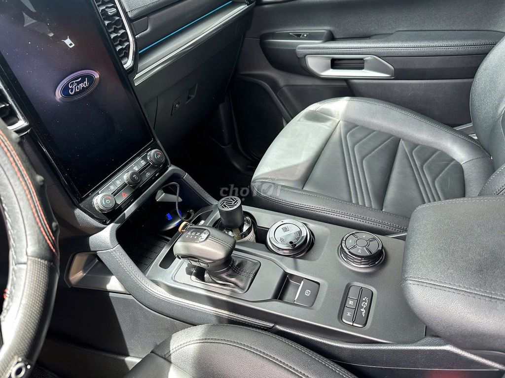 Ford Everest 2025 - ảnh 5