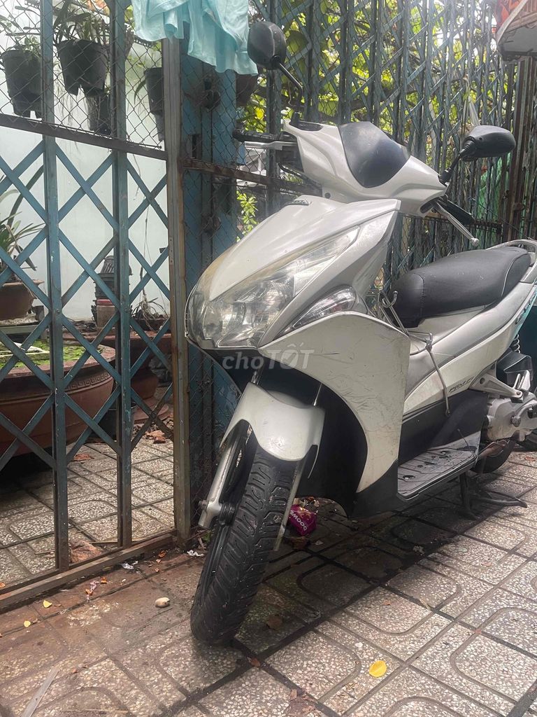 Honda Air Blade 2010 - ảnh 2