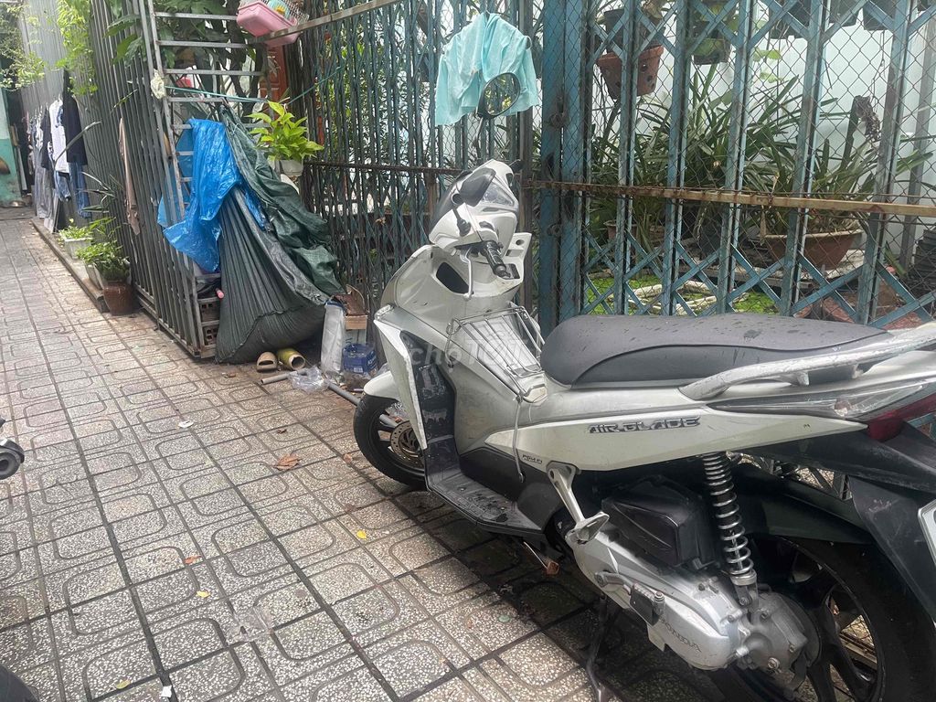 Honda Air Blade 2010 - ảnh 3