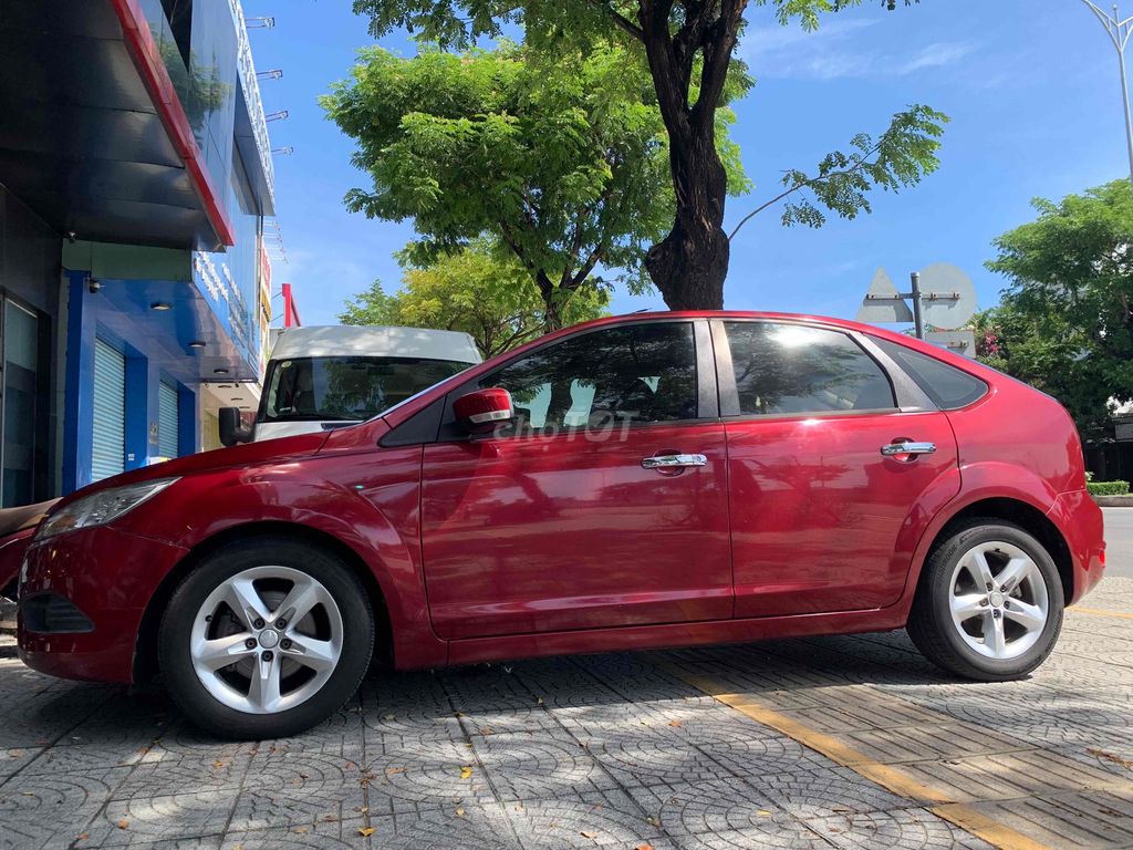 Ford Focus 2011 - ảnh 3