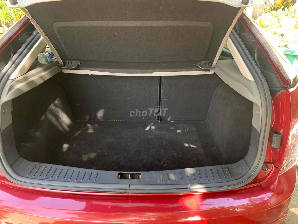Ford Focus 2011 - ảnh 4
