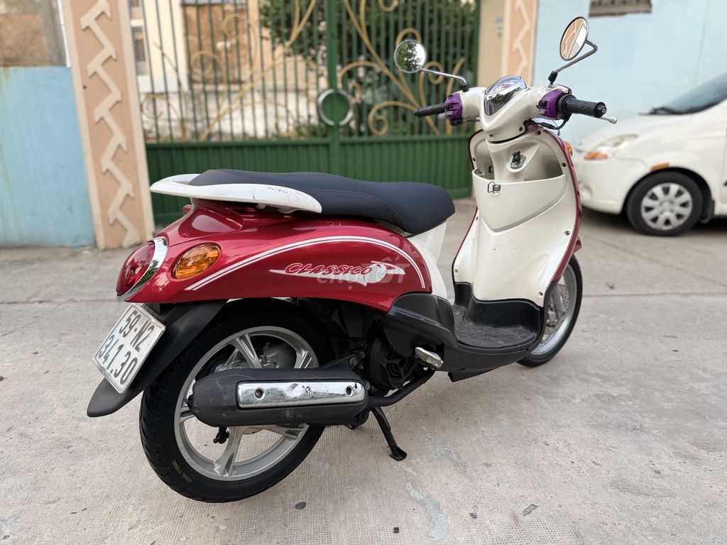 Yamaha 2012 - ảnh 1
