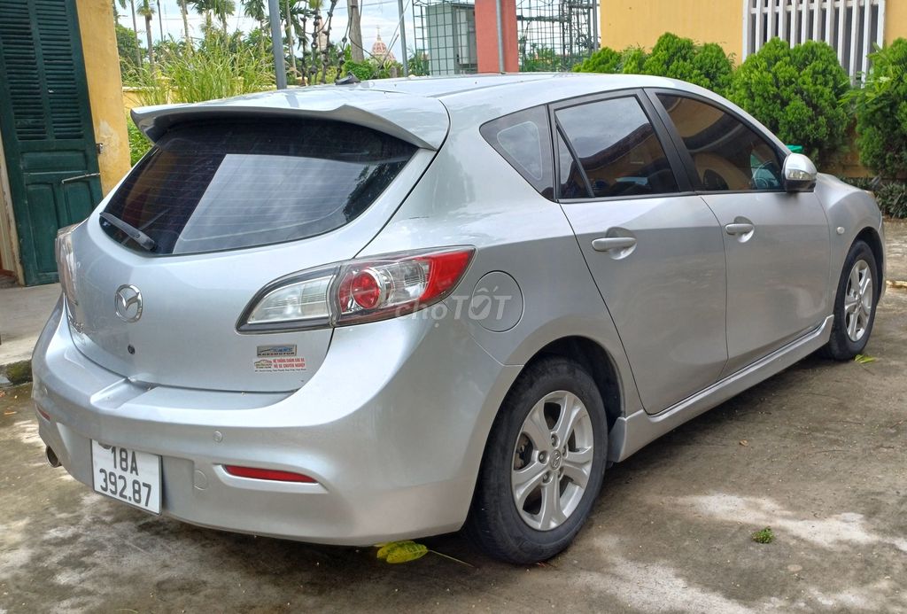 Mazda Mazda3 2011 - ảnh 1