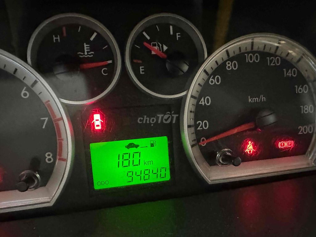 Chevrolet Aveo 2015 - ảnh 4
