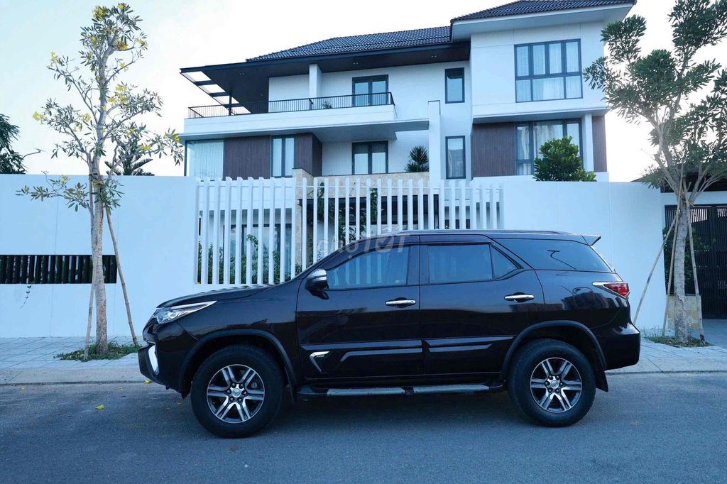 Toyota Fortuner 2017 - ảnh 4