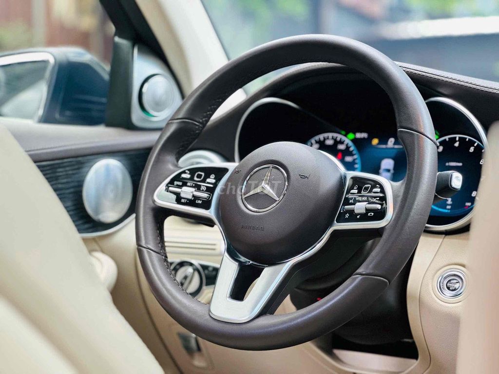 Mercedes-Benz GLC 2020 - ảnh 5