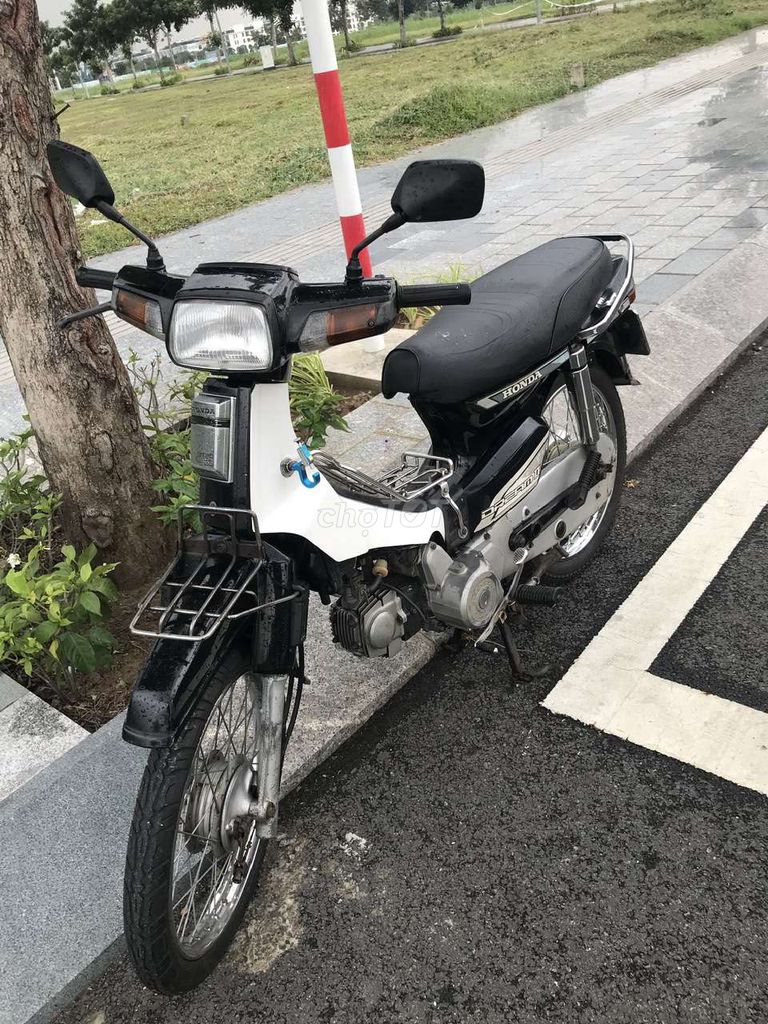 Honda Dream 1991 - ảnh 4