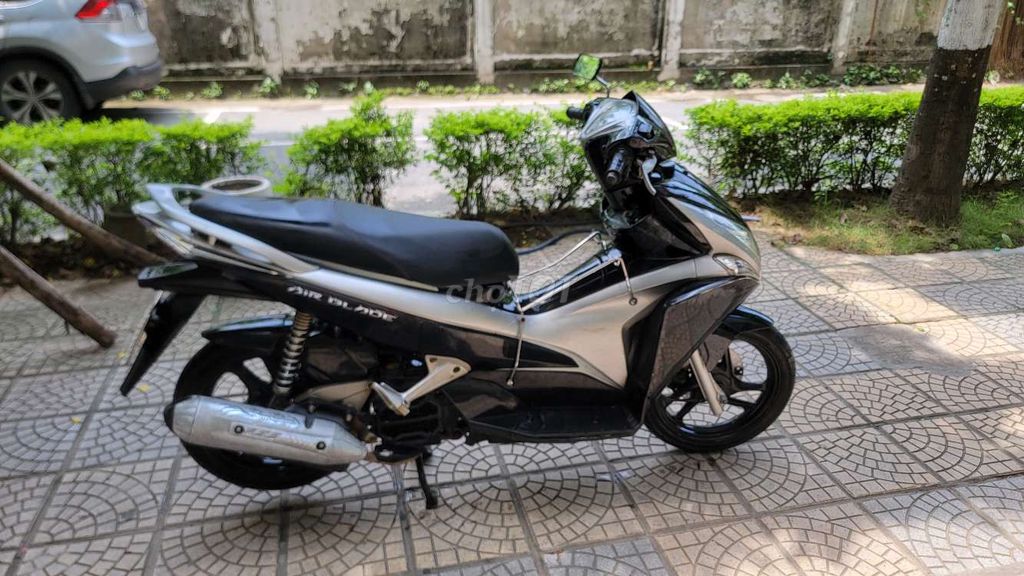 Honda Air Blade 2011 - ảnh 2
