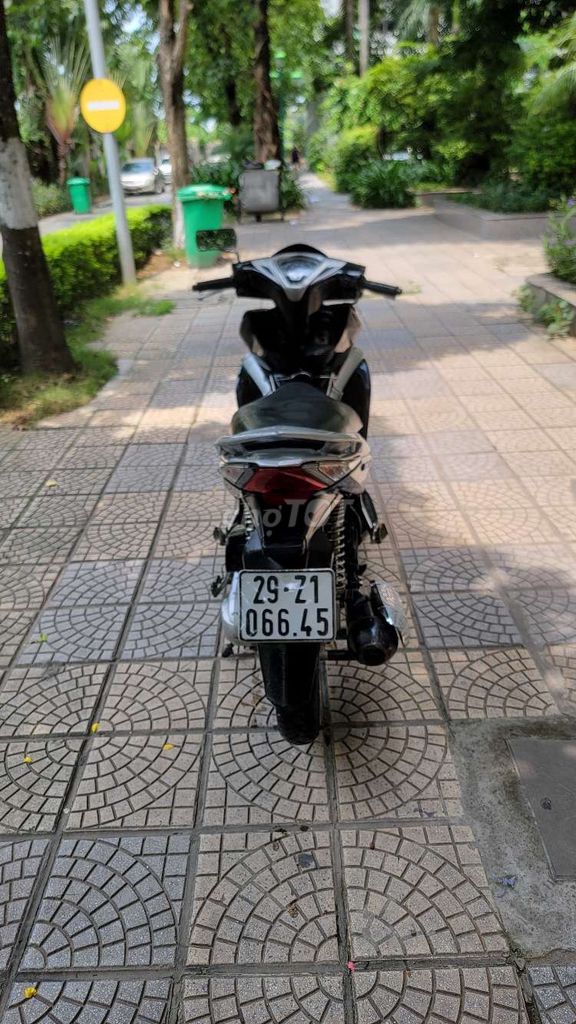 Honda Air Blade 2011 - ảnh 3