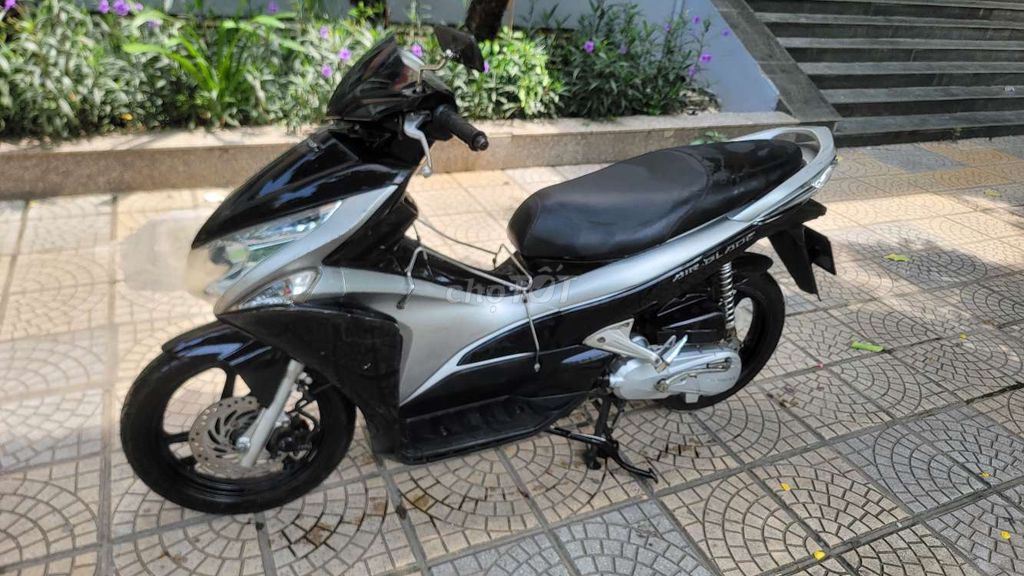 Honda Air Blade 2011 - ảnh 4