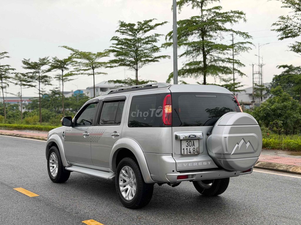 Ford Everest 2013 - ảnh 3
