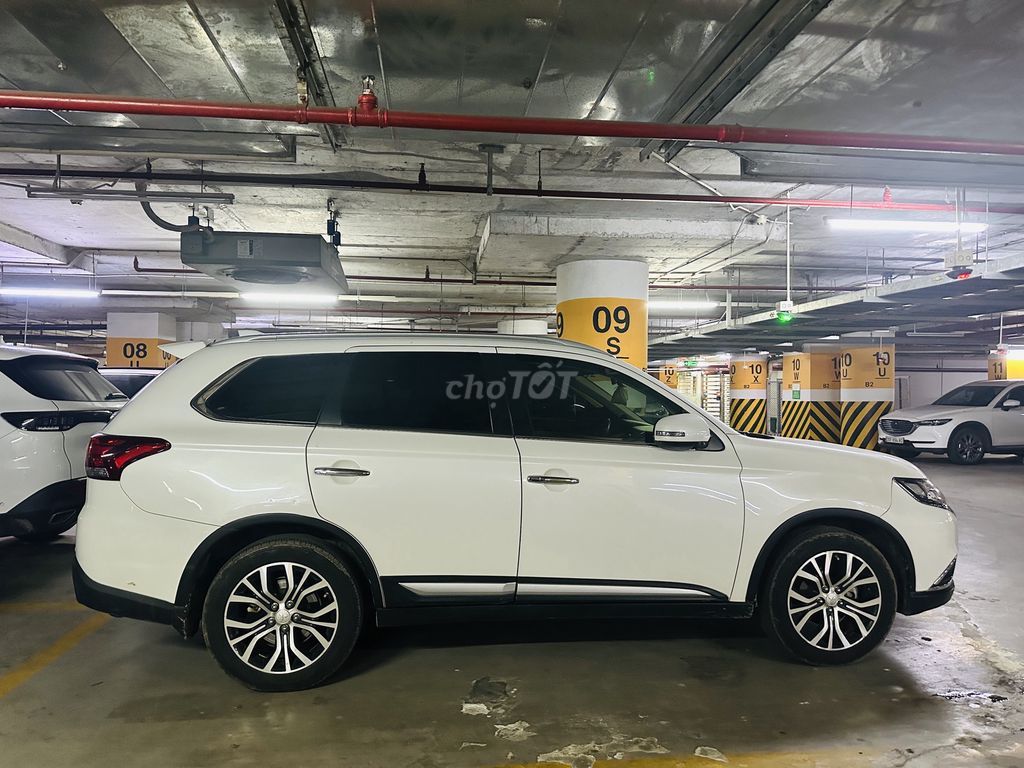 Mitsubishi Outlander 2019 - ảnh 2