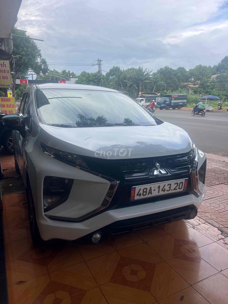 Mitsubishi Xpander 2021 - ảnh 1
