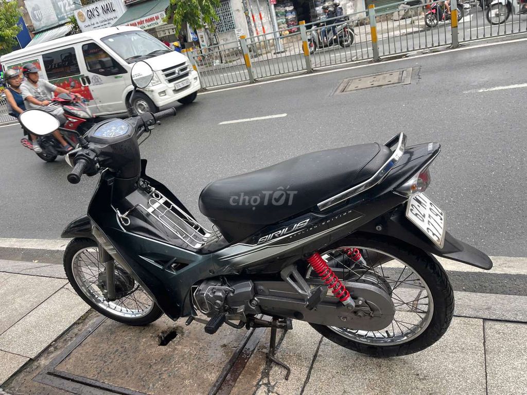 Yamaha Sirius 2012 - ảnh 2