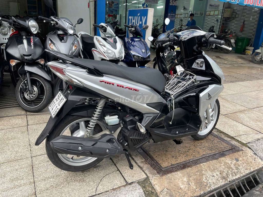 Honda Air Blade 2017 - ảnh 4