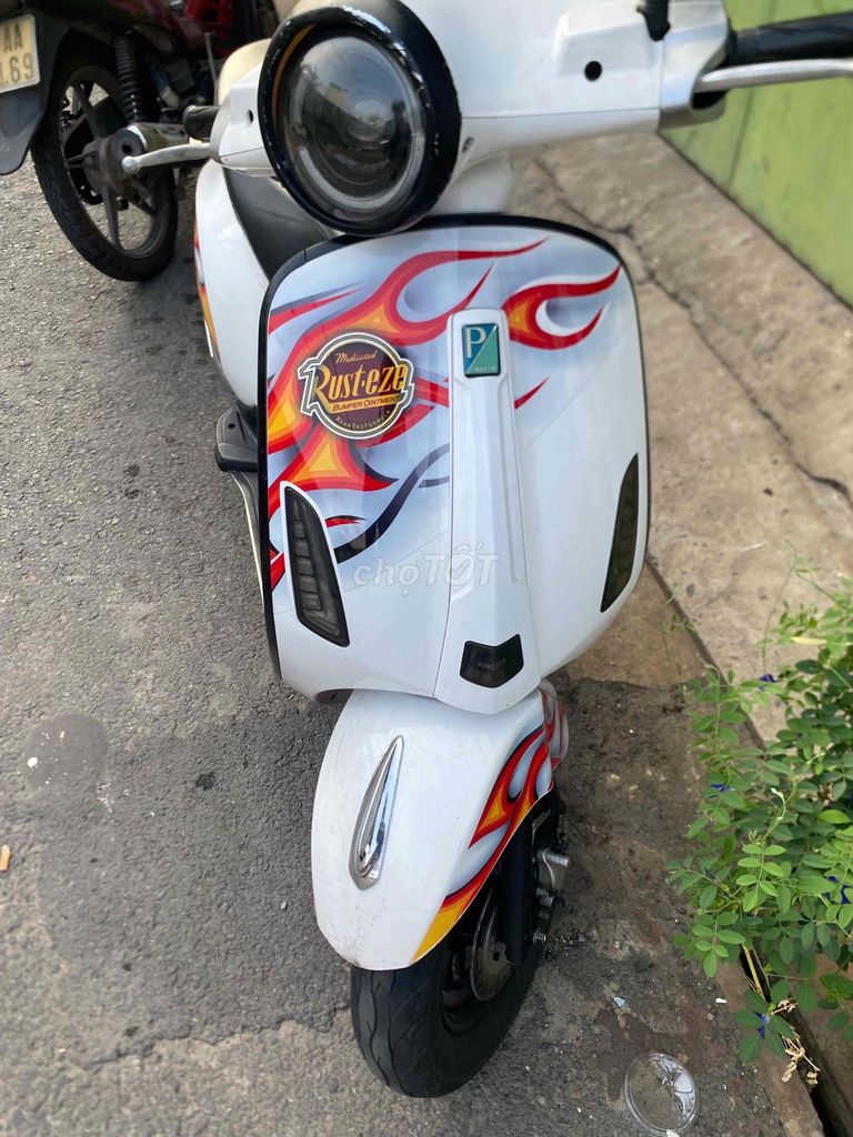 Piaggio Vespa 2017 - ảnh 1
