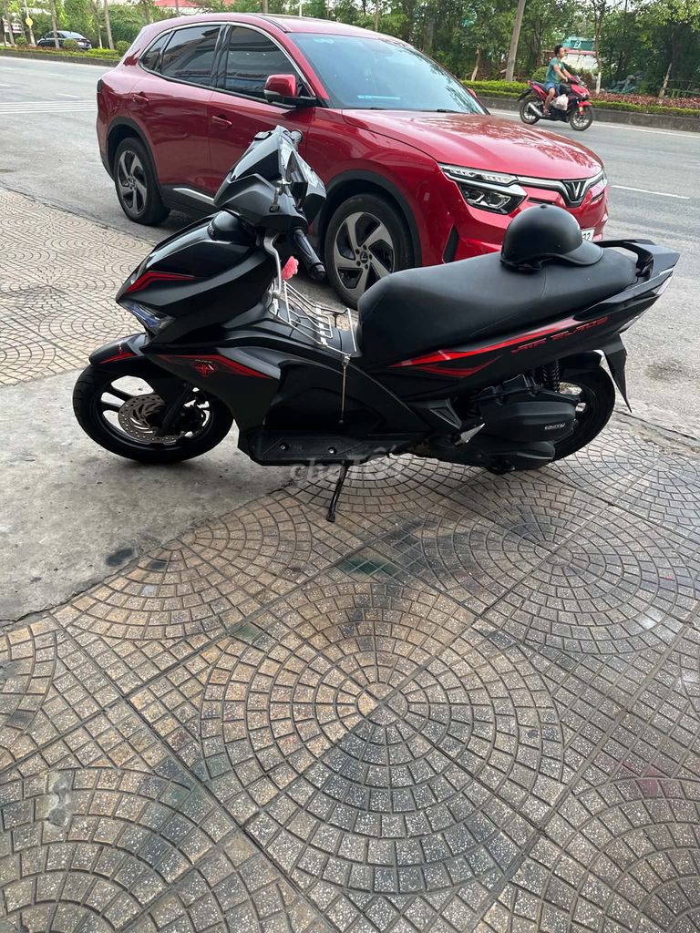 Honda Air Blade 2018 - ảnh 2