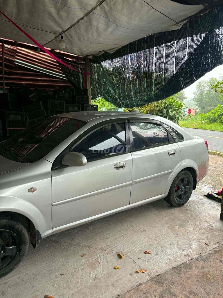 Daewoo Lacetti 2004 - ảnh 1
