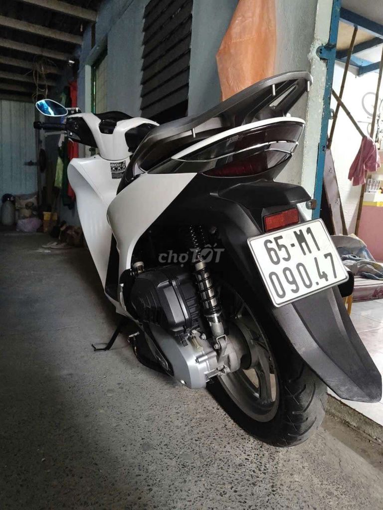 Honda SH 2023 - ảnh 2