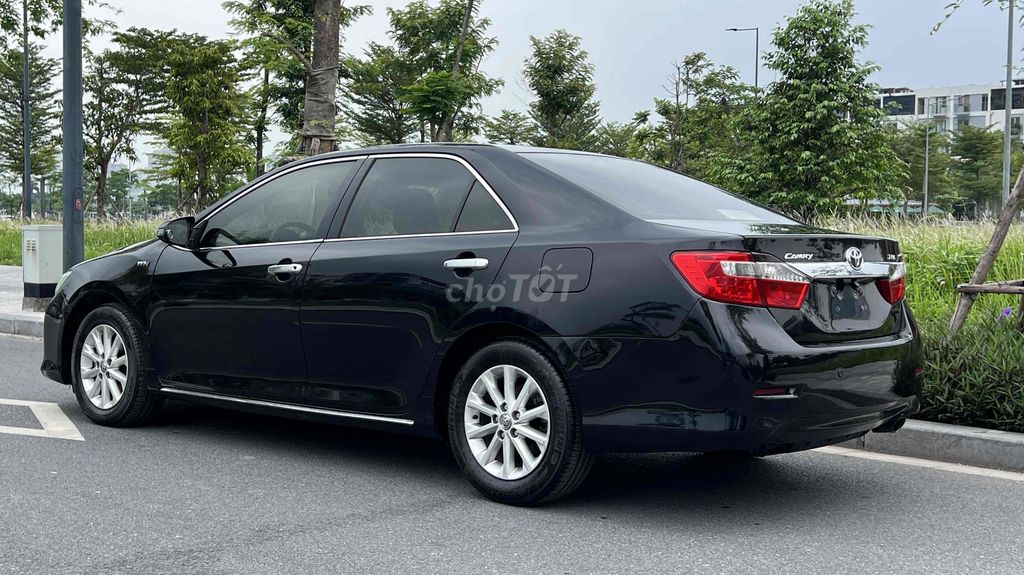 Toyota Camry 2.0E 2013 - ảnh 3