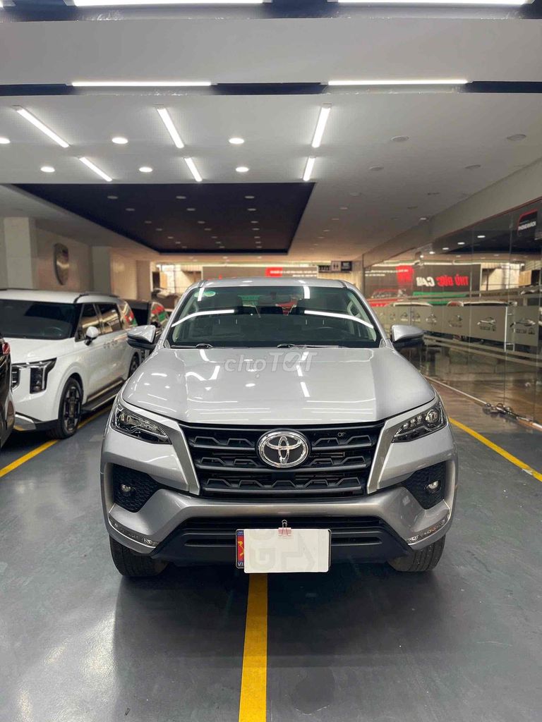 Toyota Fortuner 2020 - ảnh 1
