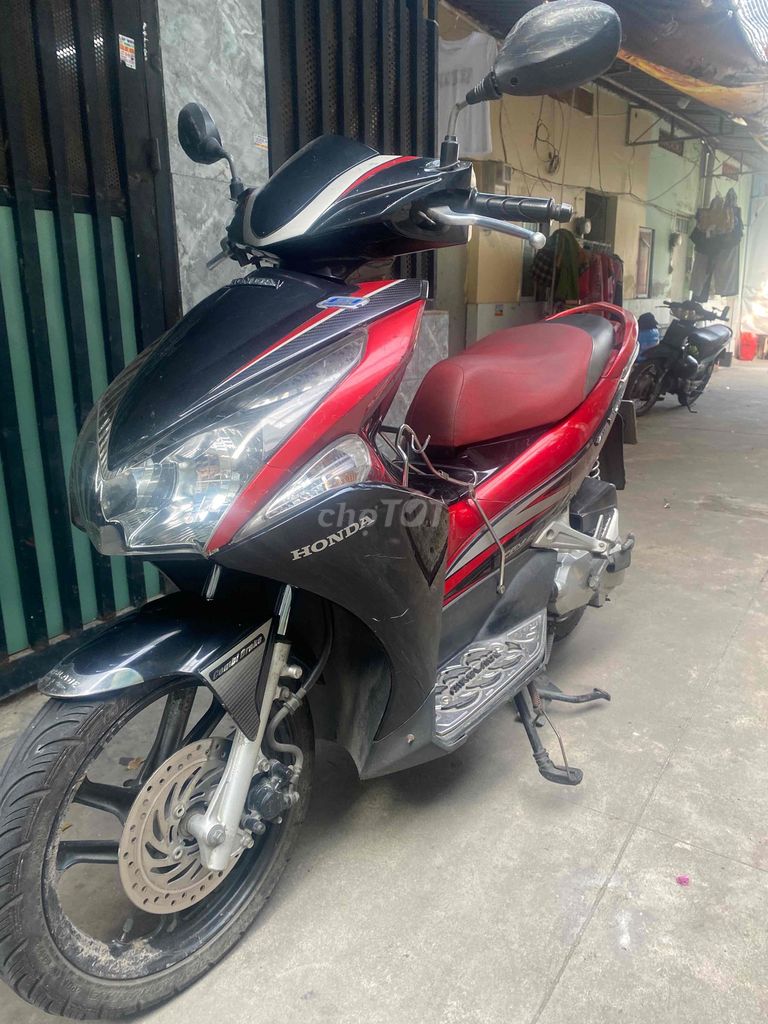 Honda Air Blade 2024 - ảnh 3