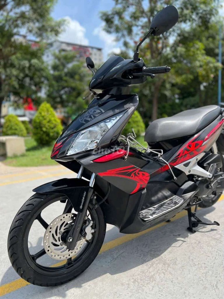 Honda Air Blade 2010 - ảnh 3