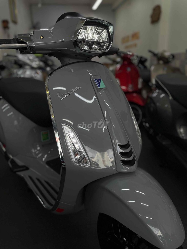 Piaggio Vespa 2021 - ảnh 2