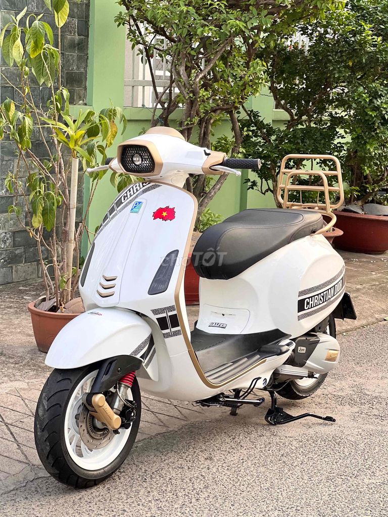 VESPA SPRINT 2019 - ảnh 1